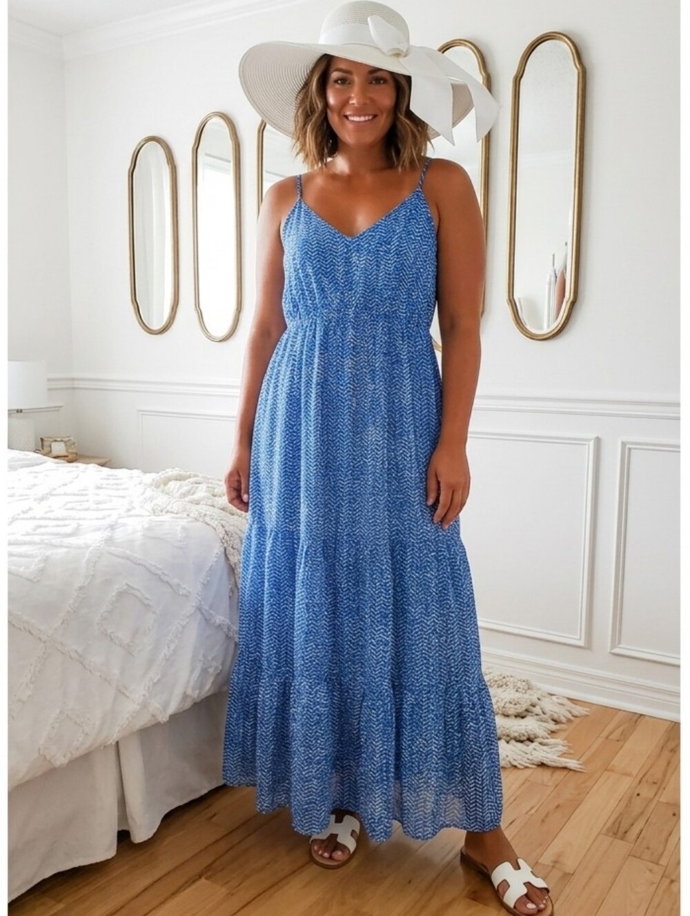 Sleeveless Blue Printed Maxi Dress with V-Neck - Picture 4 of 14